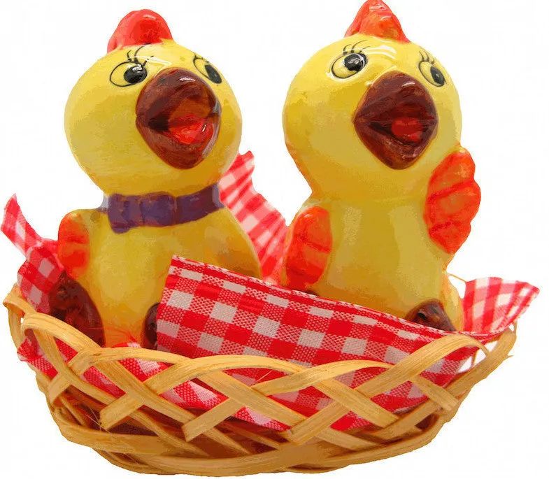 Animal Salt & Pepper Shakers Chickens Basket