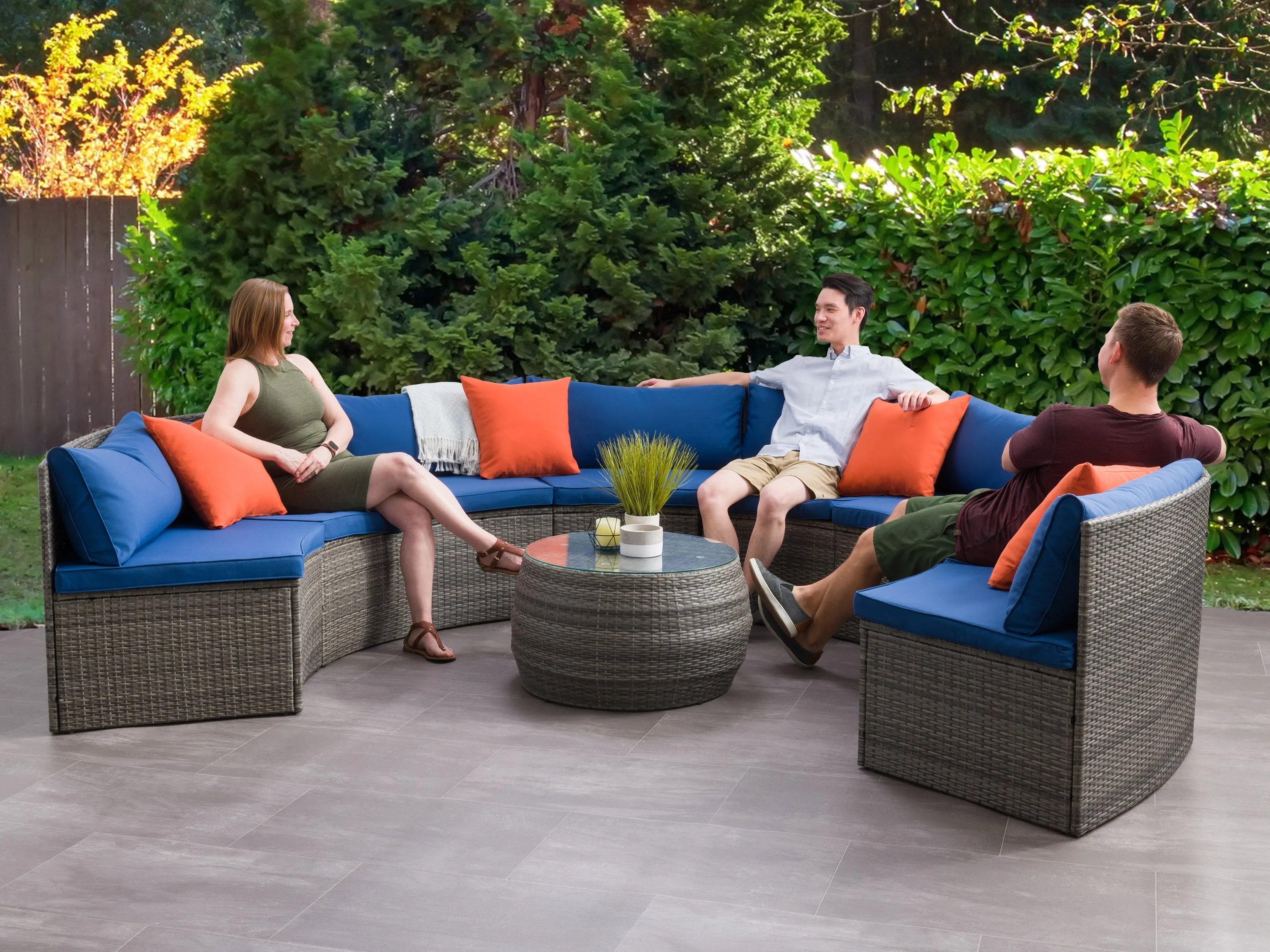 Circular Outdoor Seating, 5pc