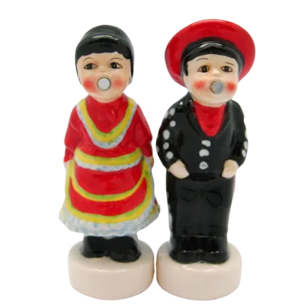 Collectible Magnetic Salt & Pepper Sets Mexican