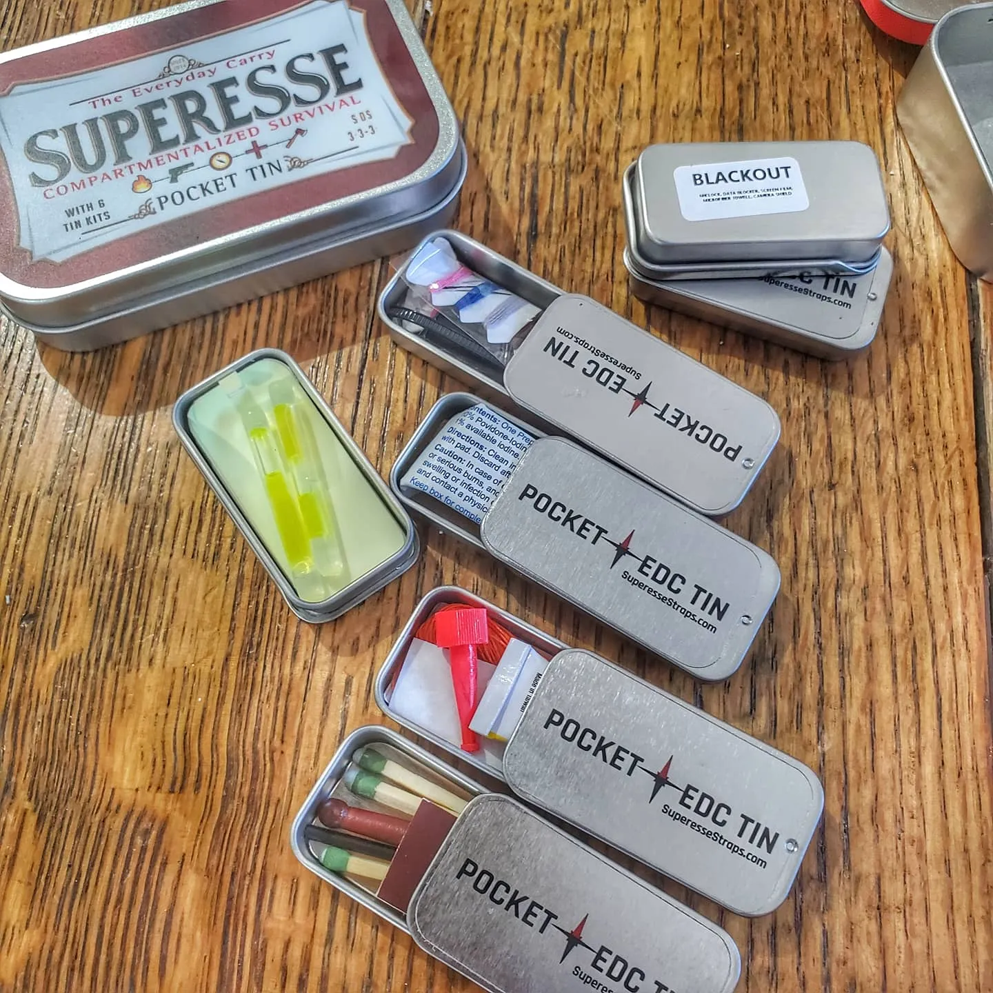 EDC Pocket Tin - Compartmentalized Survival Kits