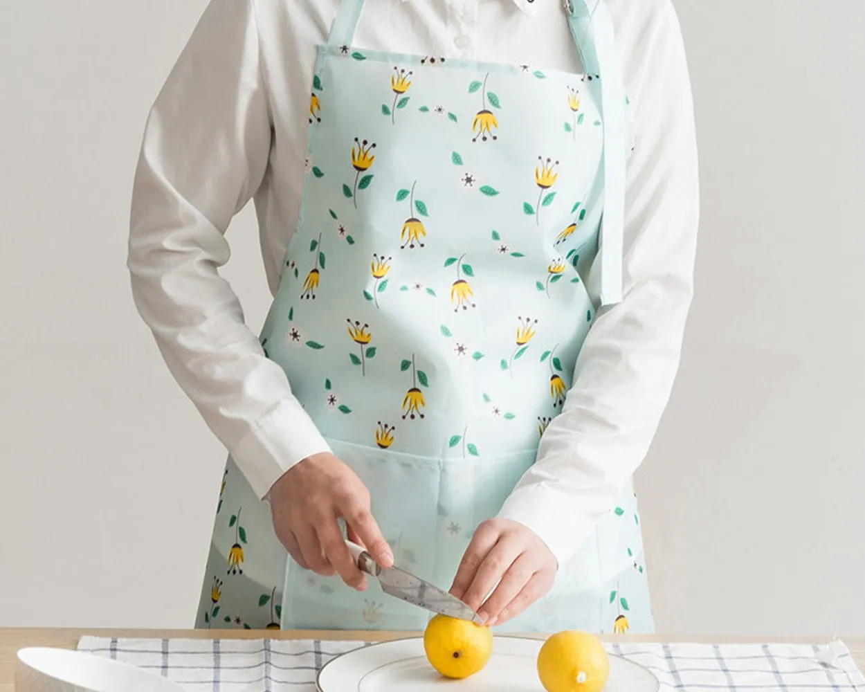 Kitchen Aprons with Front Pocket 2 Pieces Women Aprons